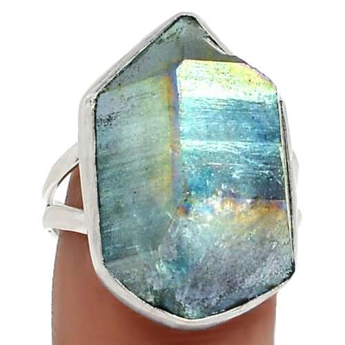 Lovely Aqua Aura Quartz Gemstone set in Solid .925 Sterling Silver US Ring Size 7.5 / P