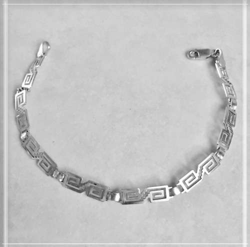Handmade Mexican Aztec Design set in Solid .925 Silver Bracelet