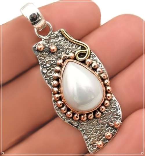 Three Tone Natural White Pearl set in  Solid .925 Sterling Silver Pendant