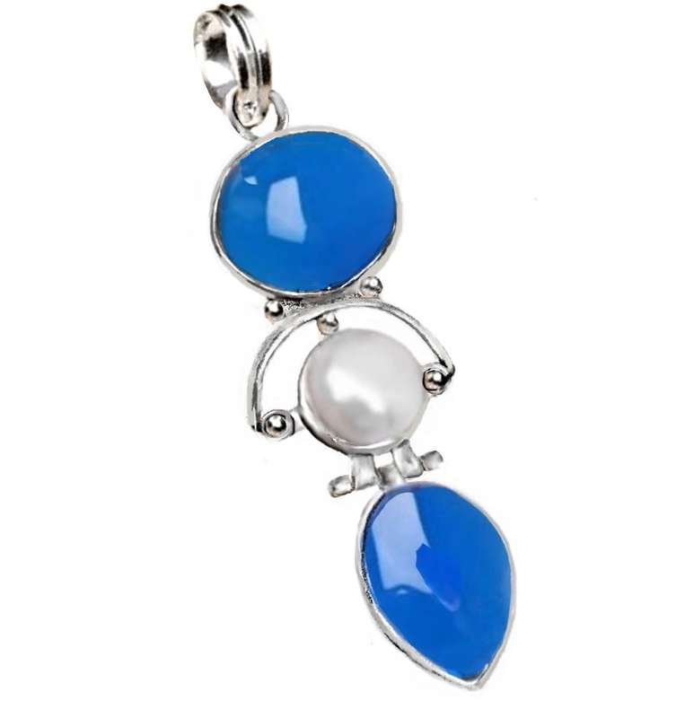 10.16 cts Elegant Natural Blue Chalcedony, White Pearl set in Solid .925 Sterling Silver Pendant