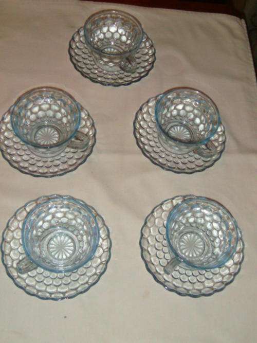 MID CENTURY Blue cups and saucers
