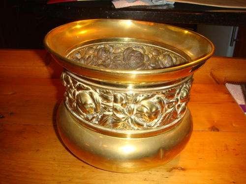 Victorian flower pot holder