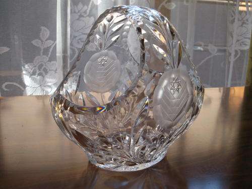 Cut glass fruit bowl