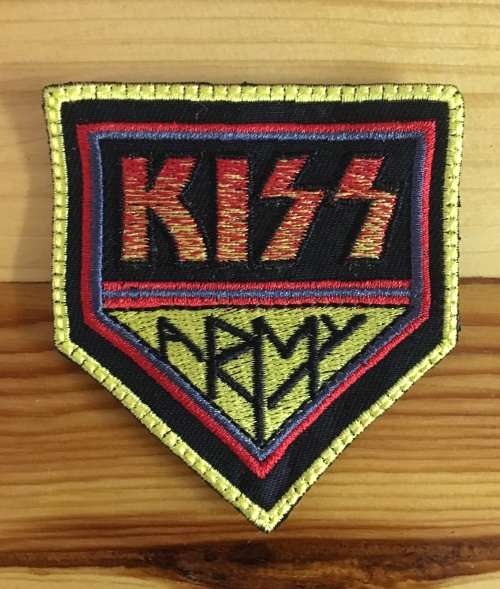 BDG486 Rock band Kiss Army badge patch