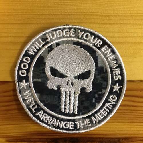 BDG688 Punisher look Skull with slogan patch badge on blue camoe