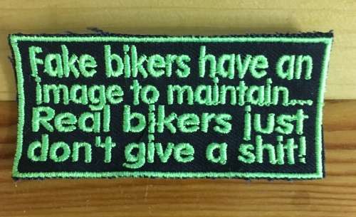 BDG186 Biker image slogan badge patch