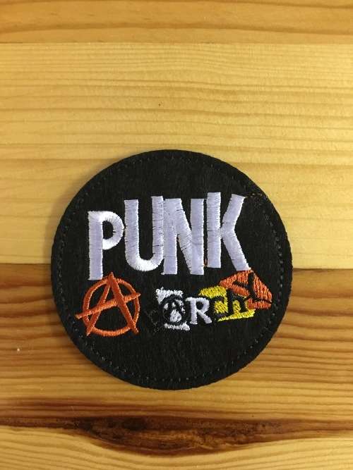 BDG792 Punk badge patch