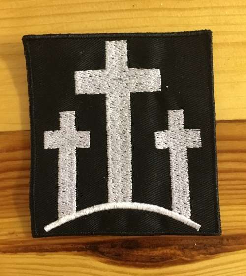 BDG786 Three crosses badge patch