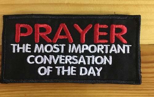 BDG128 Prayer conversation badge patch
