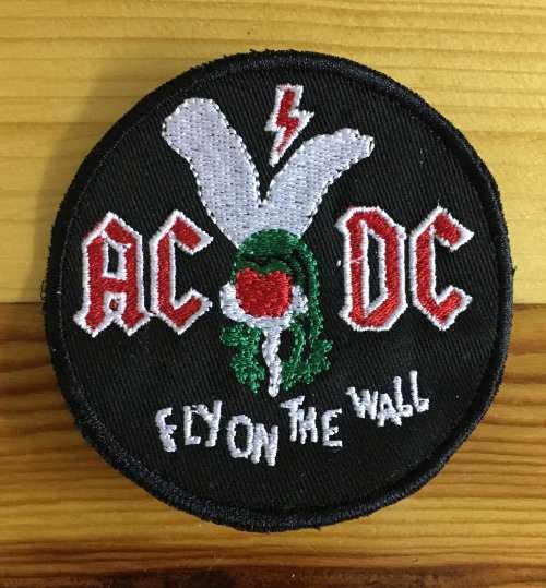 BDG810 ACDC fly on the wall badge patch