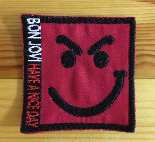 BDG814 Bon Jovi Have a nice day badge patch
