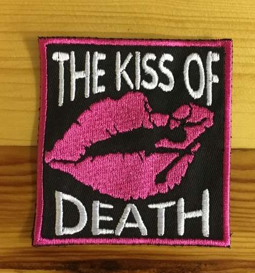 BDG876 Kiss of death patch badge
