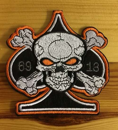 BDG953 Skull with spade badge patch 9.5cm x 9.5cm