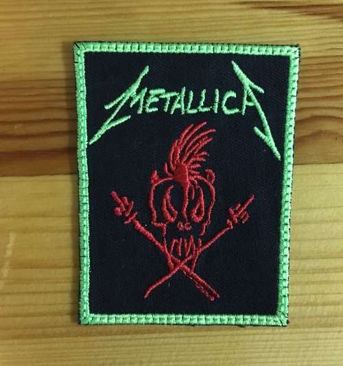 BDG979 ROCK Metallica singer badge patch