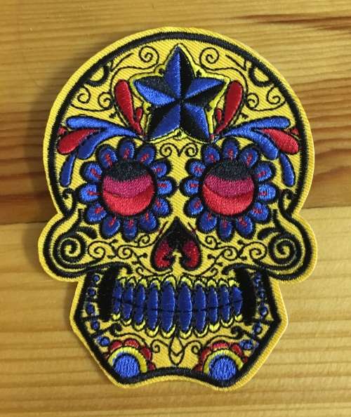BDGSS6 Sugar Skull day of dead patch badge on yellow
