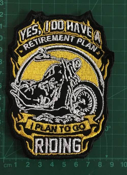 BDG956 Retirement plan badge patch Golden Yellow