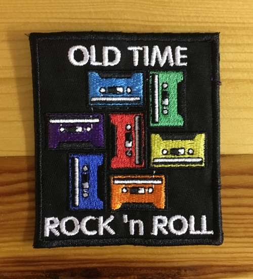 BDG1021 Old time music tapes badge patch
