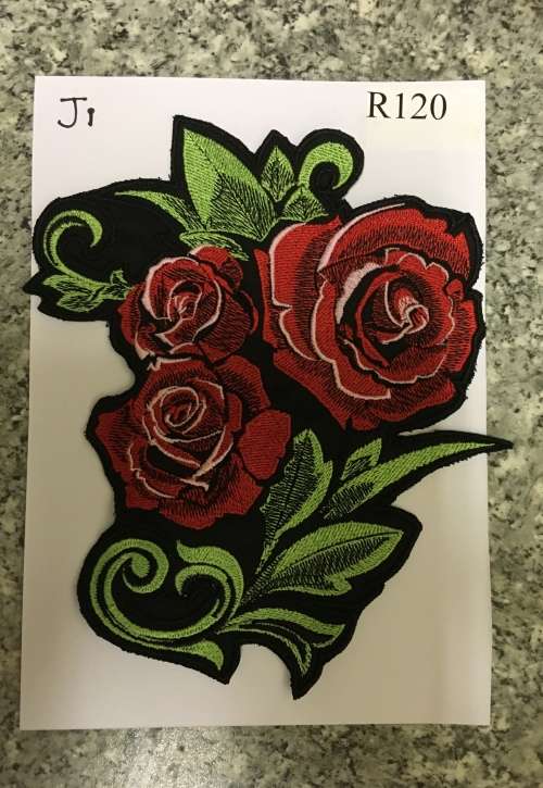 BDG480 Roses badge patch   18cm x 17.5cm