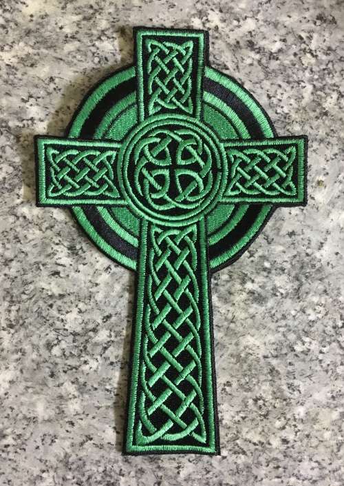 BDG114 LARGE celtic cross patch badge