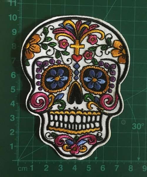 BDG Sugar Skull day of dead patch badge on white with heart fountain 10cm x 8cm