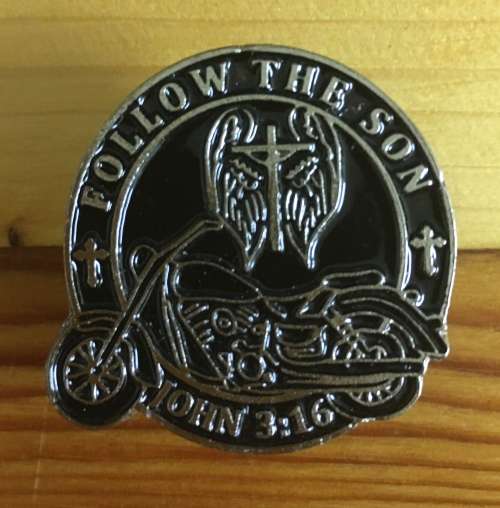 Follow the Son metal badge pin sturdy screw backside