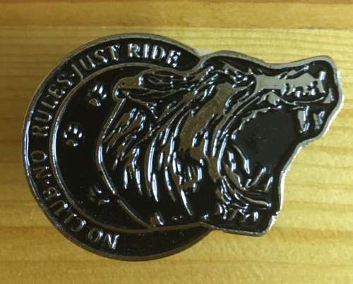 Lone wolf no club badge pin sturdy screw backside