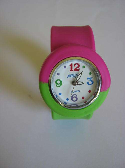 UNUSUAL MULTI COLOURED SLAP WATCH