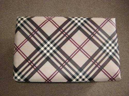 FANTASTIC FOLDING STORAGE / OTTOMAN