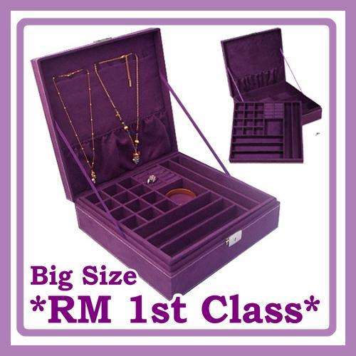 STUNNING JEWELLERY BOX - AVAILBLE IN THREE COLOURS