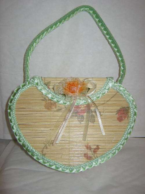 PRETTY  BAMBOO HANDBAG