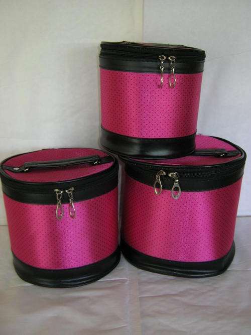 STUNNING  VANITY / COSMETIC BAGS 3 FOR THE PRICE OF 1