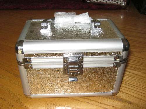 SILVER METAL JEWELLERY BOX