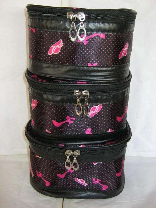 STUNNING  VANITY / COSMETIC BAGS 3 FOR THE PRICE OF 1