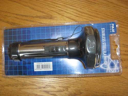 STAINLESS STEEL FLASHLIGHT