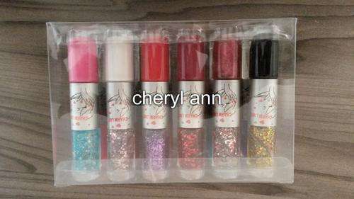 SET OF 12 NAIL POLISHESS