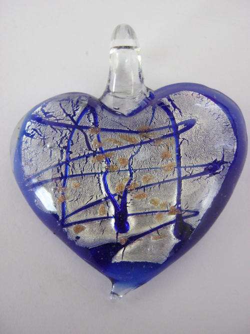 Fetching blue and silver heart murano glass pendant