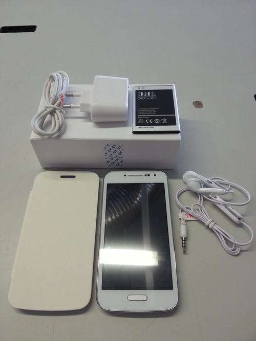 Android GT-I9505 Smartphone