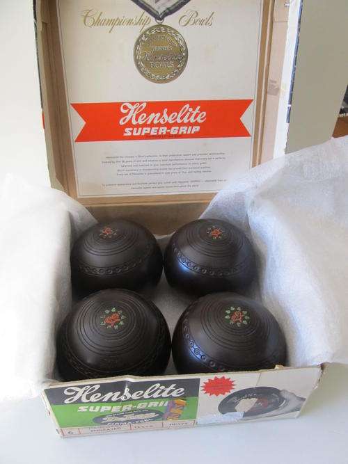 henselite  bowls