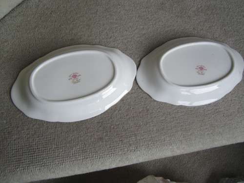 ROYAL ALBERT "TEA ROSES" TWO SERVING DISHES