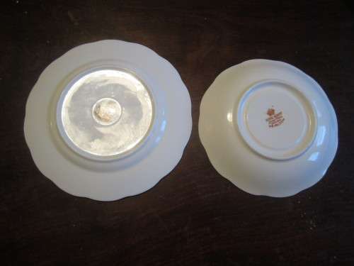 ROYAL ALBERT HEIRLOOM TRIO IN EXCELLENT CONDITION