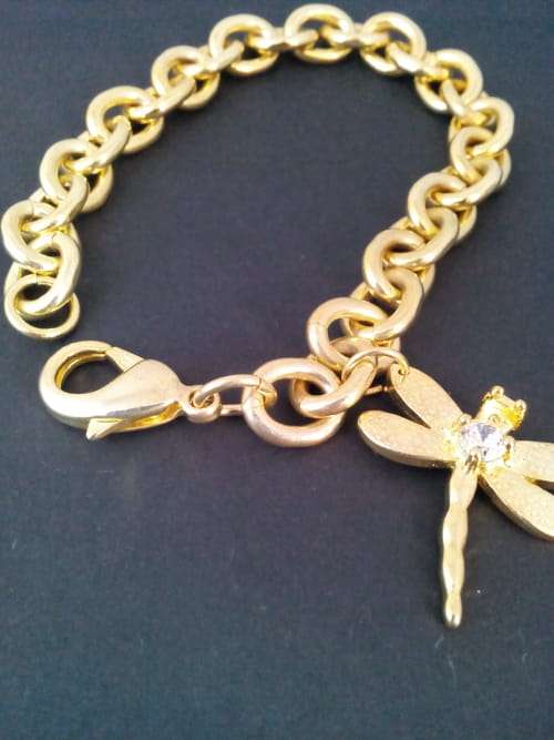 GOLD PLATED LADIES BRACELET WITH "DRAGONFLY" CHARM  **STOCK ON HAND**