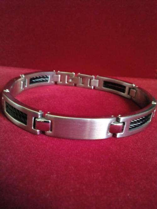 STAINLESS STEEL GENTS BRACELET WITH BLACK RESIN