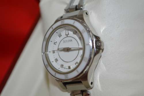 Bulova Ladies Diamond Fashion Quartz 98P124 (Secondhand) watch