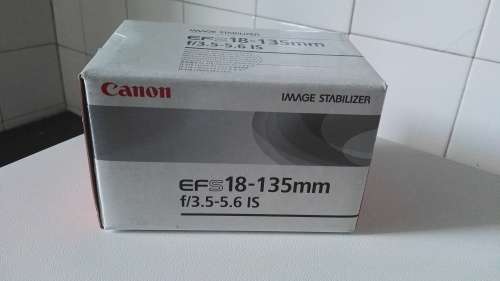 CANON EFS 18-135mm f/3.5-5.6 IS - IN BOX BRAND NEW