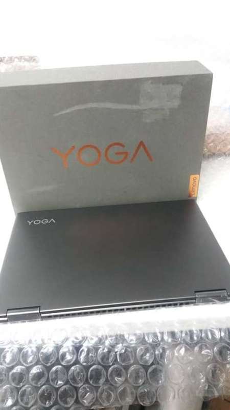 Demo - Lenovo Yoga 720 13.3" i5,8GB DDR4,256GB SSD,Win/10 Home,12 Months Warranty