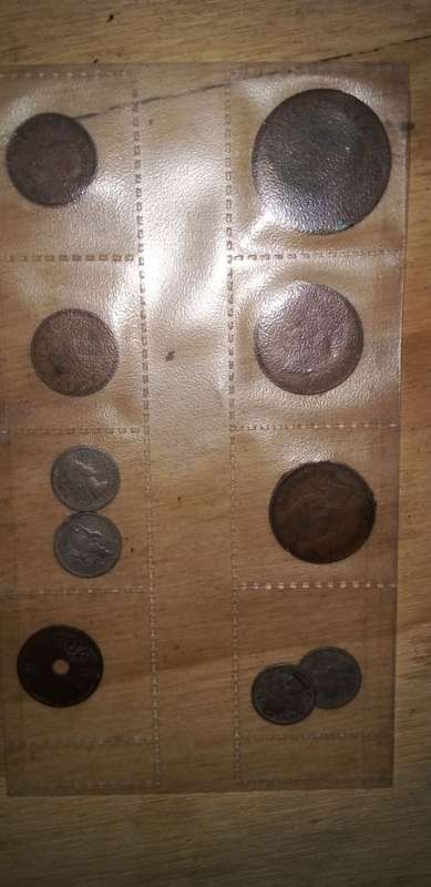 Assorted mix coins