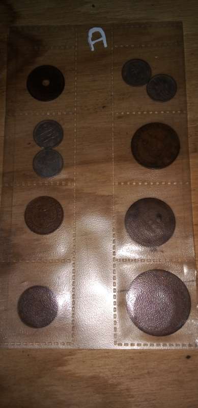 Assorted mix coins