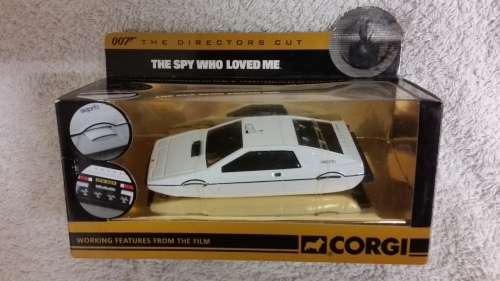 CORGI 007 JAMES BOND THE SPY WHO LOVED ME LOTUS UNDERWATER - CC04512