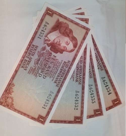 G RISSIK - R1 NOTE  X 4 - AFRIKAANS OVER ENGLISH - in mint condition