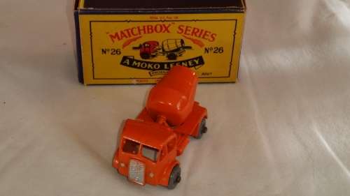 1956 MATCHBOX MOKO LESNEY -  SERIES 26  - E.R.F. CEMENT MIXER   - MADE IN ENGLAND